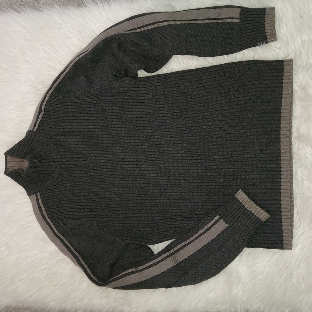 Men's American Rag grey sweater